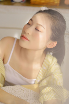 刚入睡感觉巨大的东西在动